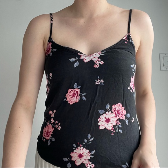 Floral top - Picture 8 of 8